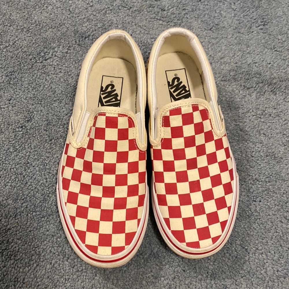 red checkered vans